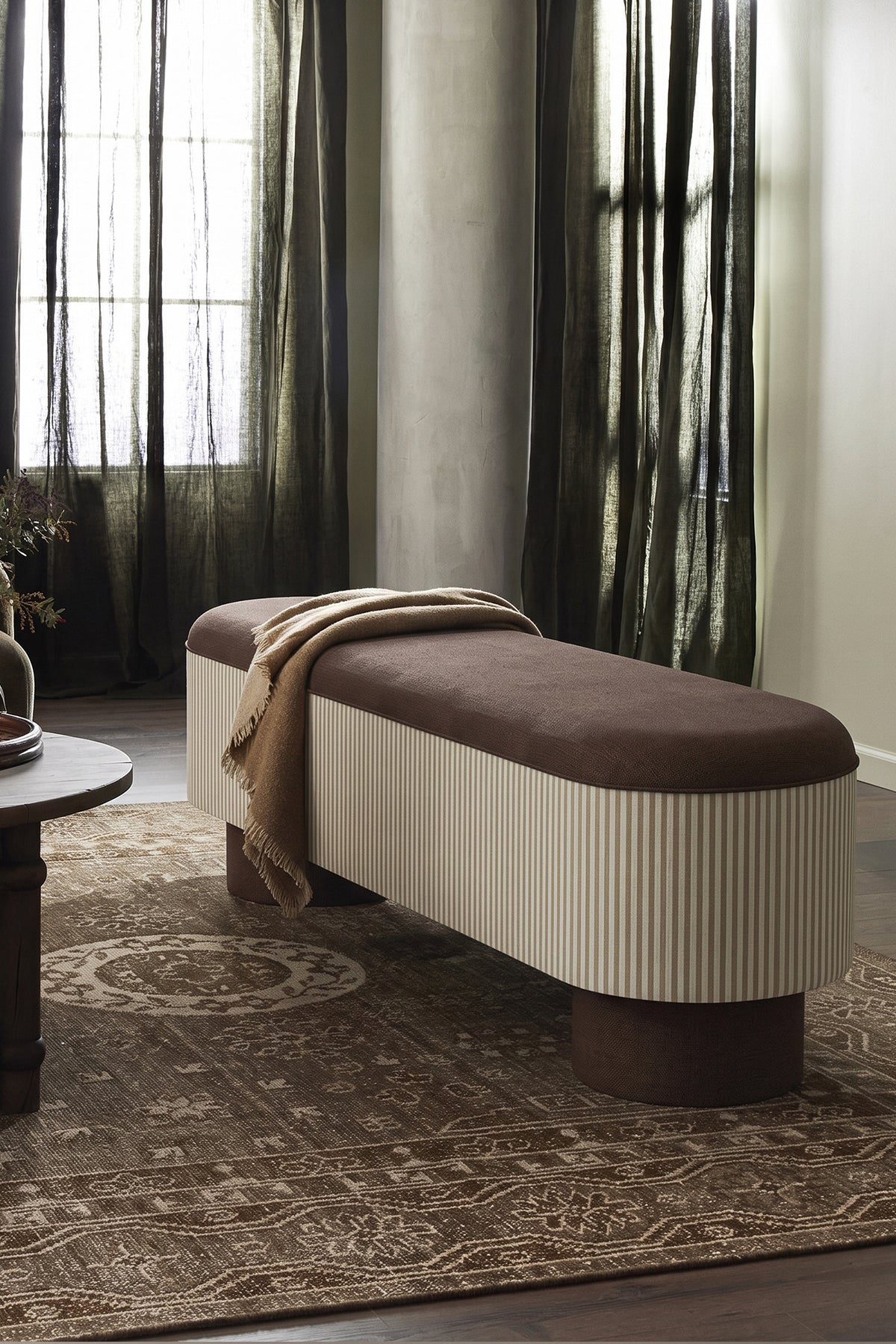 Lune Bench