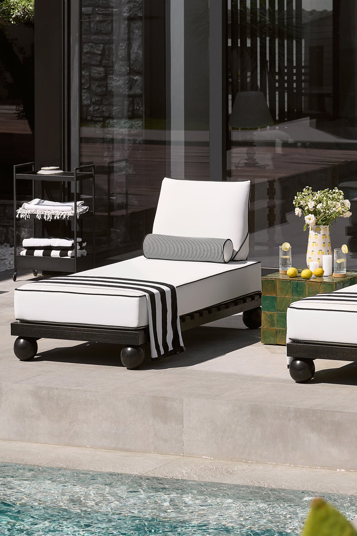 Picasso Outdoor Daybed-İroko Ağacından